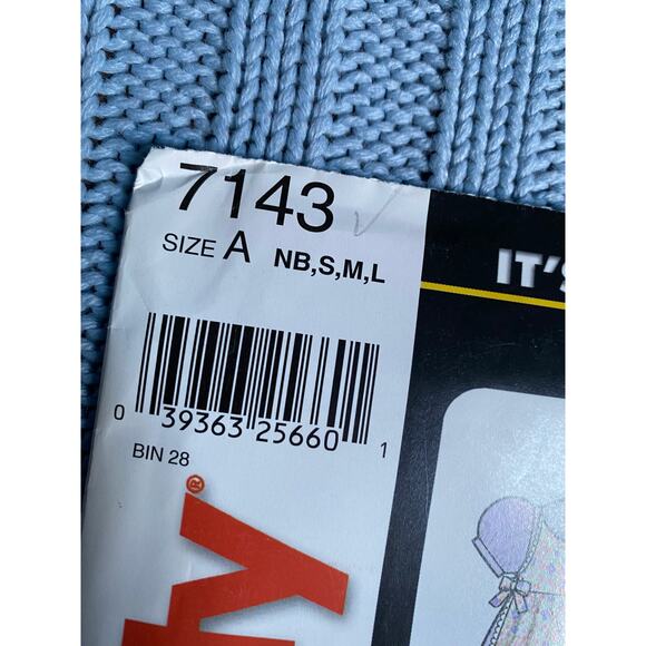 Simplicity 7143 Sewing pattern Baby dress jumper bloomers puff sleeve size NB-L - Picture 2 of 5